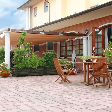 Hotel Tagliere D'Oro 3* Paitone